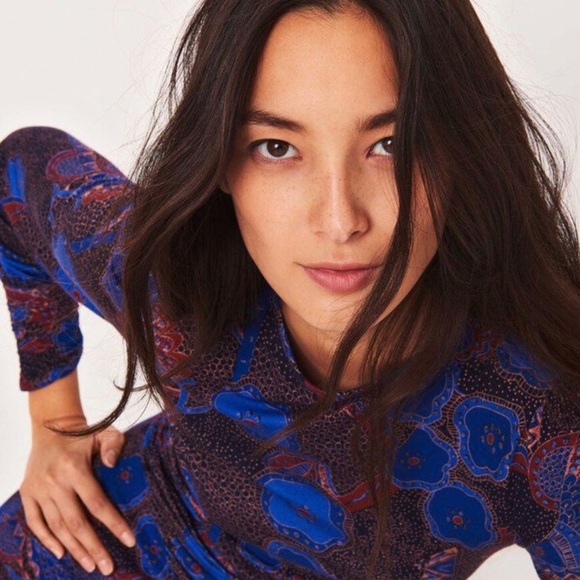 🔥HOT PICK🎉Ba&sh Jessi puff sleeves ruched dress New 💝 - Picture 4 of 6